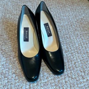 SALE Bally Sheena Pump